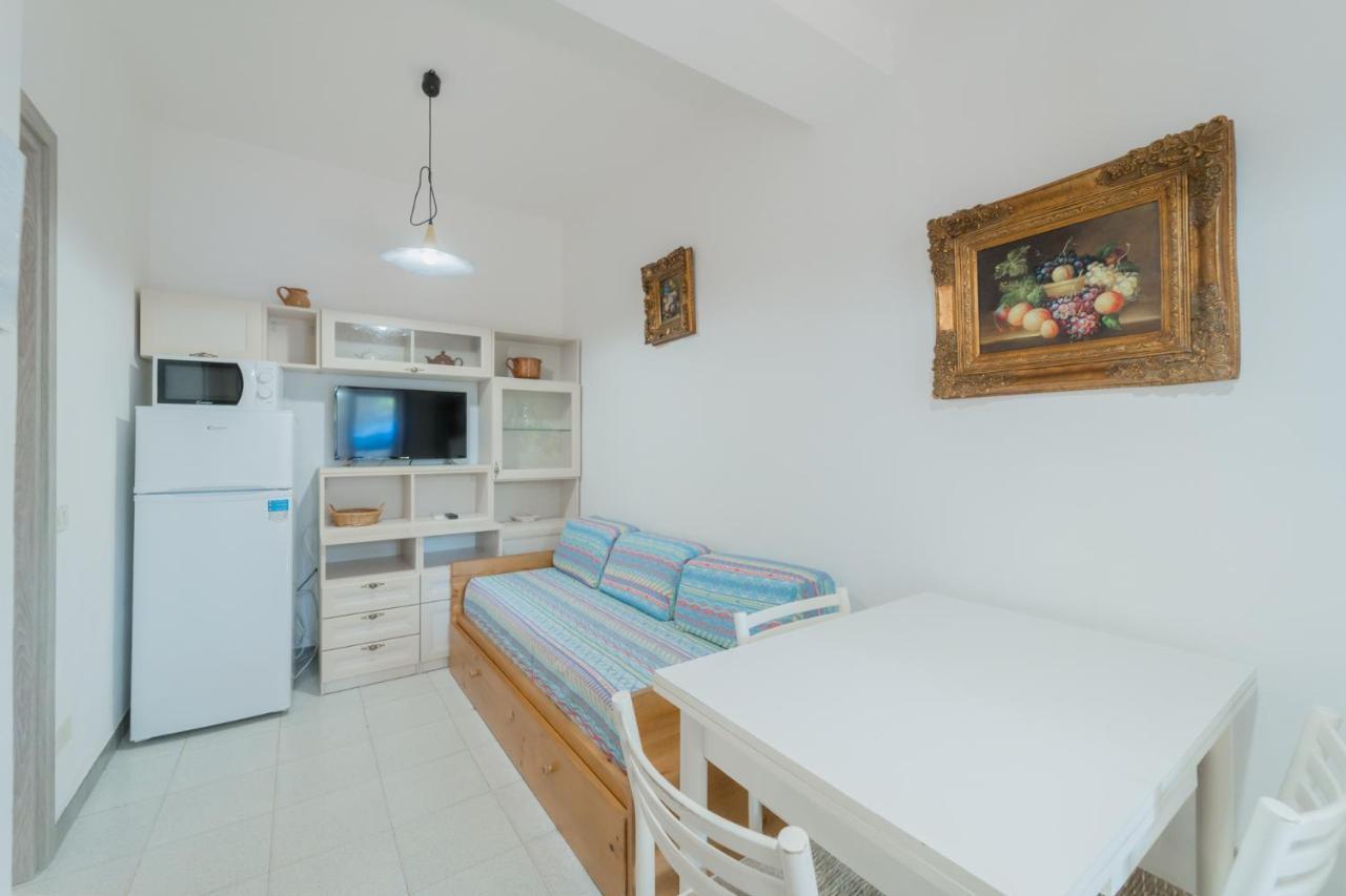 Residence Baia Delle Grazie Casa Morcone Luaran gambar