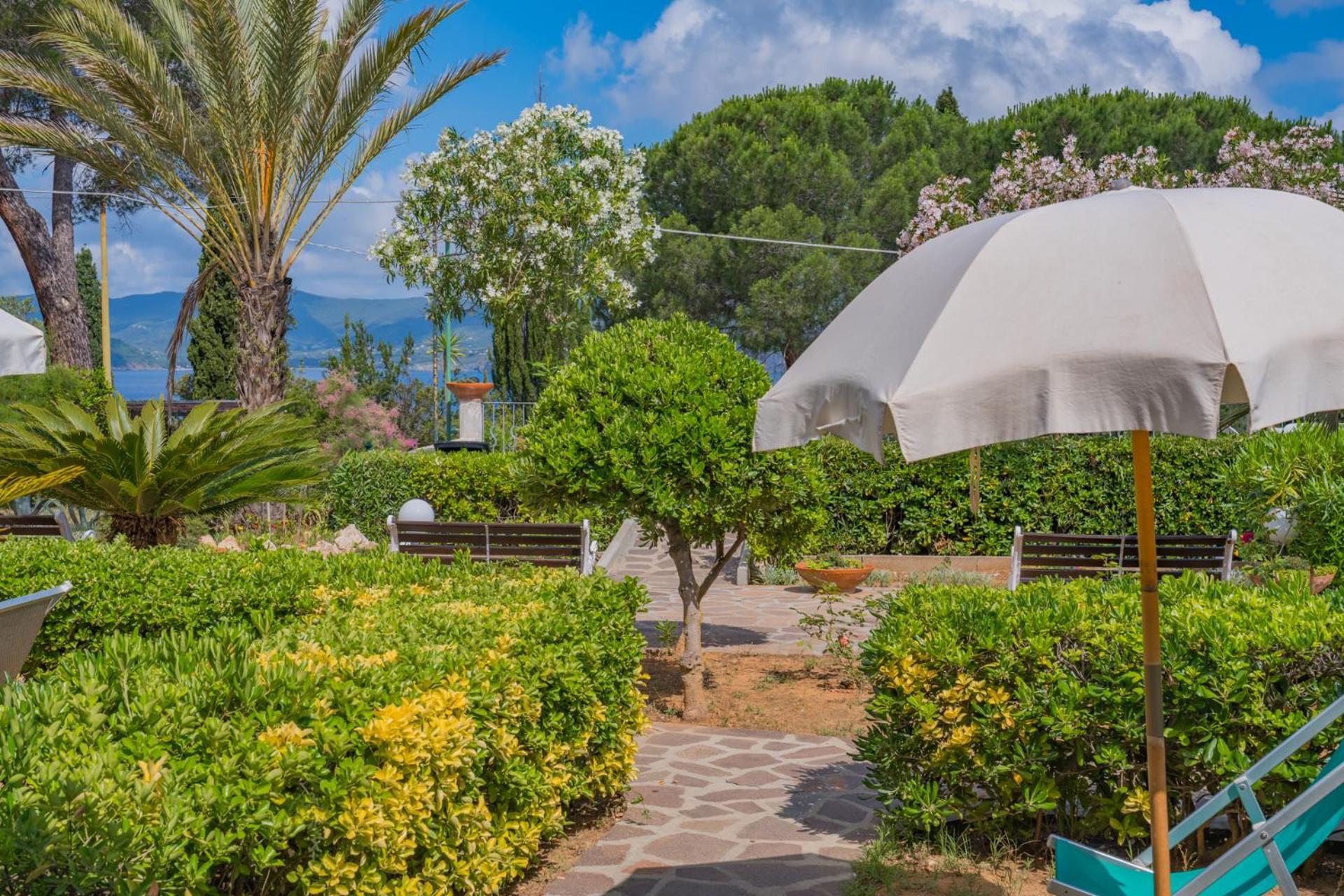 Residence Baia Delle Grazie Casa Morcone Luaran gambar