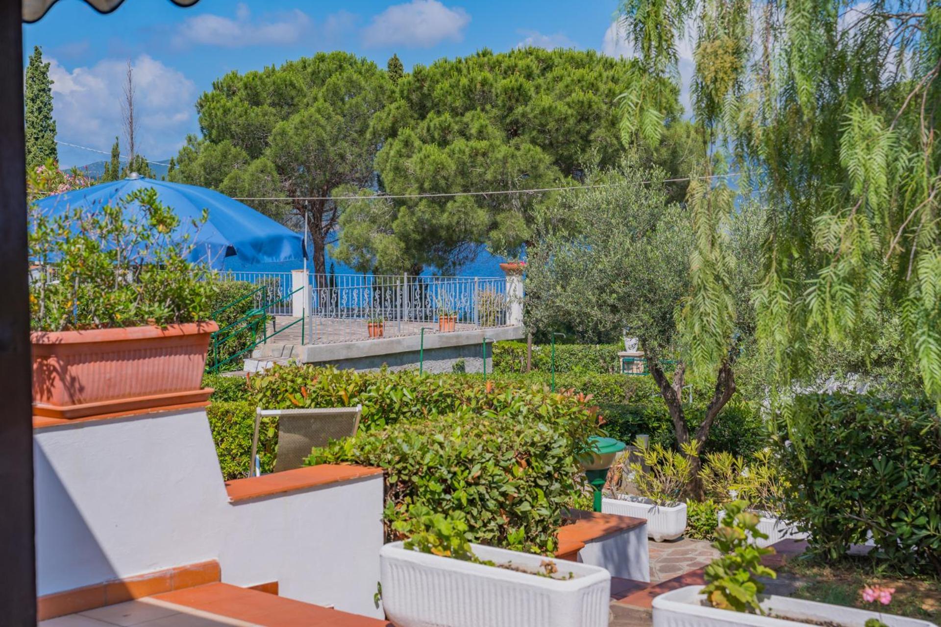 Residence Baia Delle Grazie Casa Morcone Luaran gambar