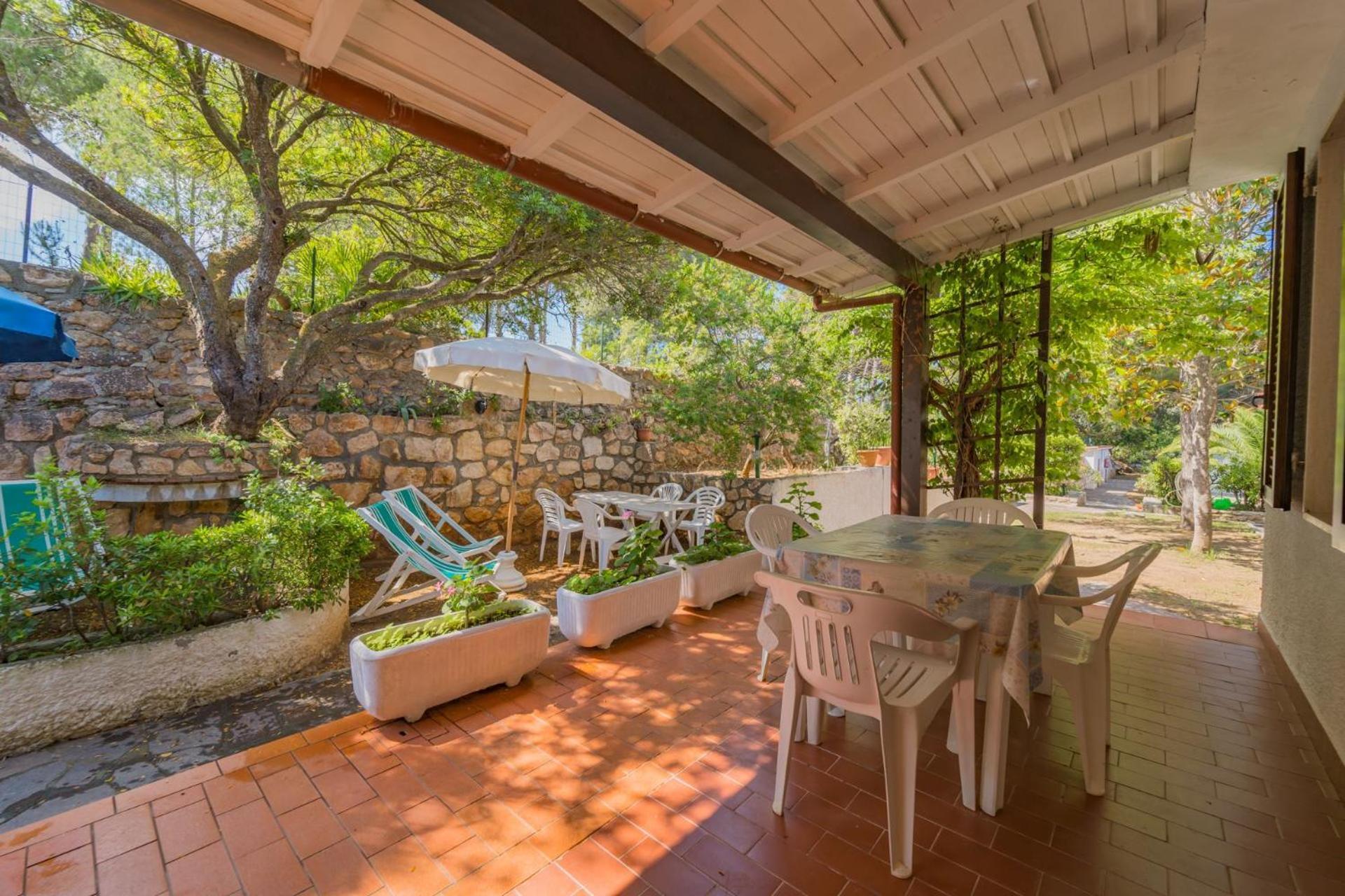 Residence Baia Delle Grazie Casa Morcone Bilik gambar